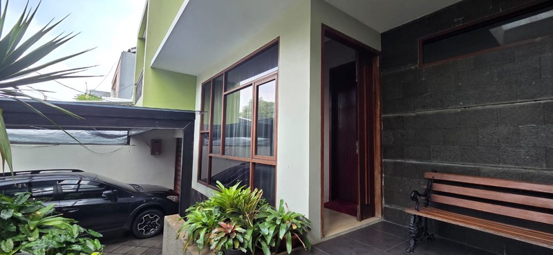 Rumah mewah siap huni - Pondok Indah Jakarta Selatan
