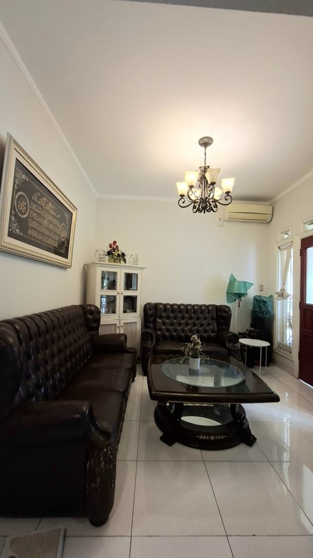 Rumah HOOK di Bintaro Jaya Sektor 9 SHM dalam Cluster KT 5+2 KM 4+2.