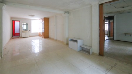 Rumah Luas di Cluster Nyaman di Kelapa Gading, Dekat Sunter, JGC