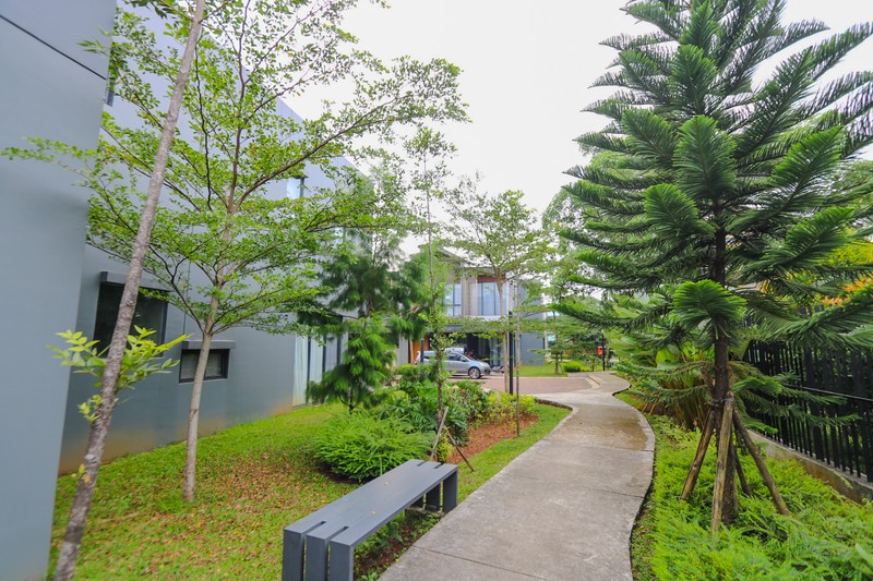 Rumah Hoek Tanglin Parc Sanctuary, Sentul City, Babakan Madang   