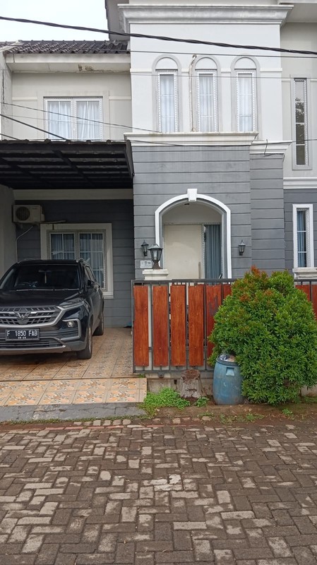 RUMAH CANTIK 2 LANTAI  SIAP  HUNI DI HARVEST CITY CILEUNGSI