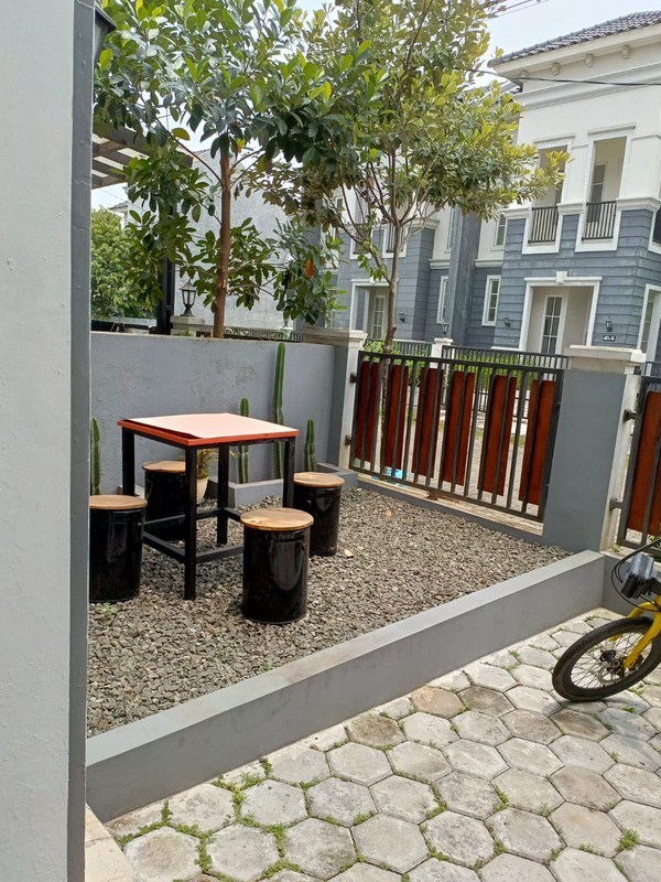 RUMAH CANTIK 2 LANTAI  SIAP  HUNI DI HARVEST CITY CILEUNGSI