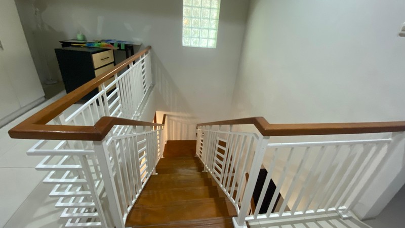 Rumah Cantik di Puri Bintaro - Depan Taman, Lingkungan Asri & Nyaman