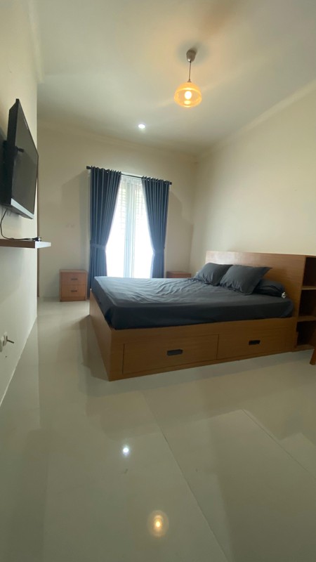 Rumah Cantik di Puri Bintaro - Depan Taman, Lingkungan Asri & Nyaman