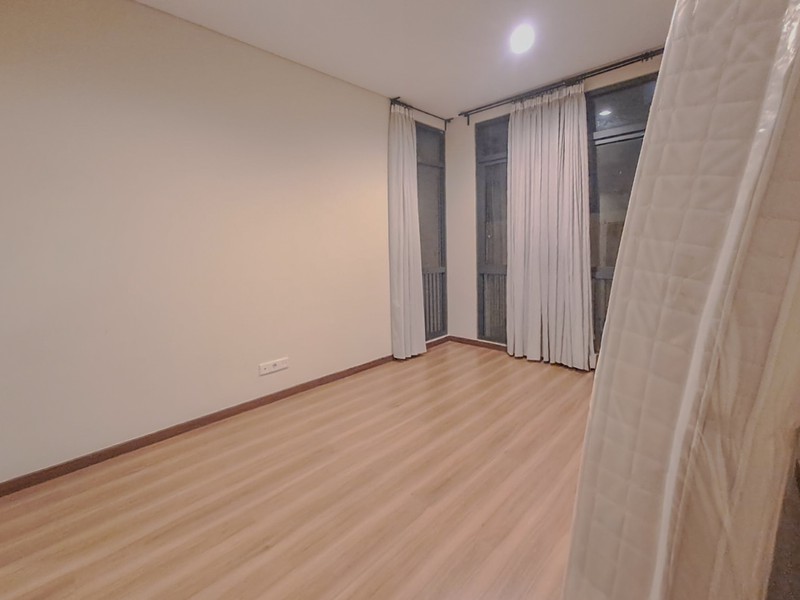 Rumah Mewah Lancewood Navapark BSD City dekat Botanic Villa & Tol