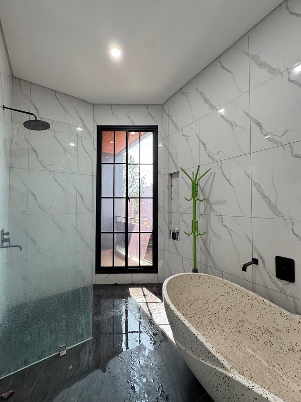 Rumah Furnished Bagus SHM Siap Huni Dengan Hunian Nyaman @Karawaci, Tangerang