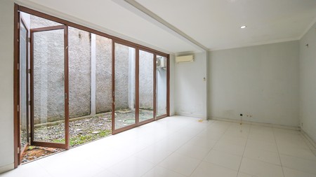 Rumah Nyaman Cluster Discovery Bintaro, Akses mudah ke BSD City