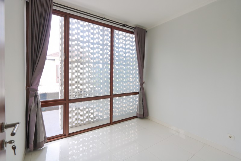 Rumah Nyaman Cluster Discovery Bintaro, Akses mudah ke BSD City