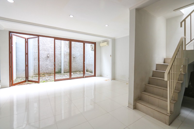 Rumah Nyaman Cluster Discovery Bintaro, Akses mudah ke BSD City