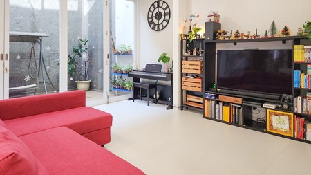 Rumah Nyaman Siap Huni di Discovery Bintaro, Akses mudah BSD City