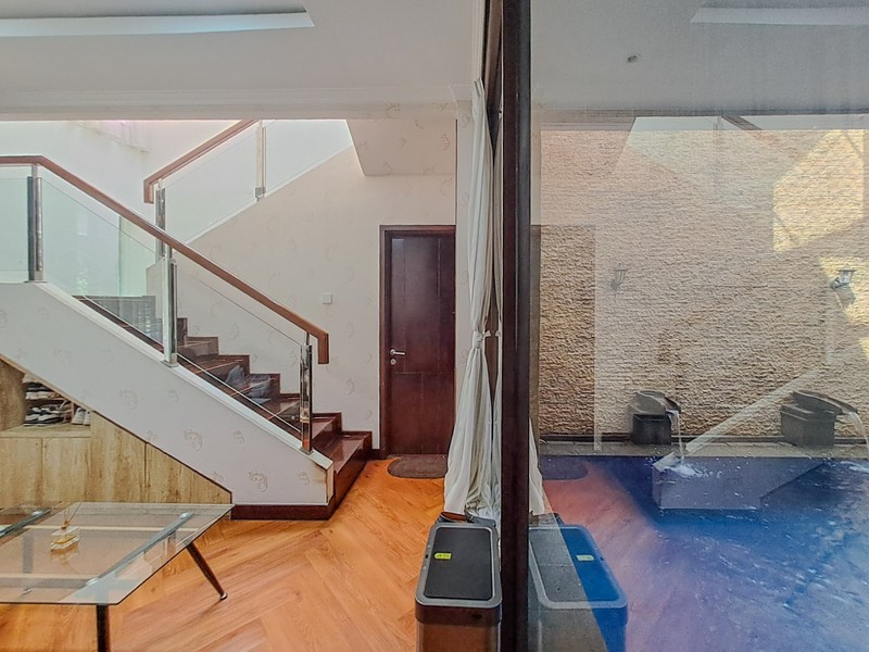 Rumah Japandi Style di Discovery Bintaro Jaya, ada Kolam Renang 