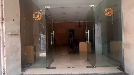 Ruko di Melawai Raya Kebayoran Baru