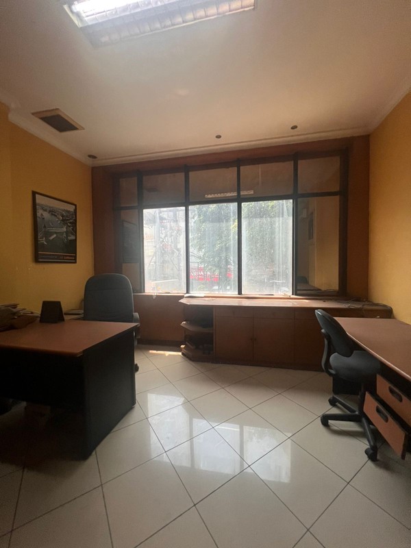 Ruko di Melawai Raya Kebayoran Baru