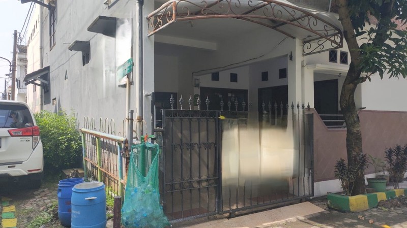 106. Rumah dijual Kebraon, Siap Huni, Terawat, Kondisi Excellent, semi furnished, MURAH !!!