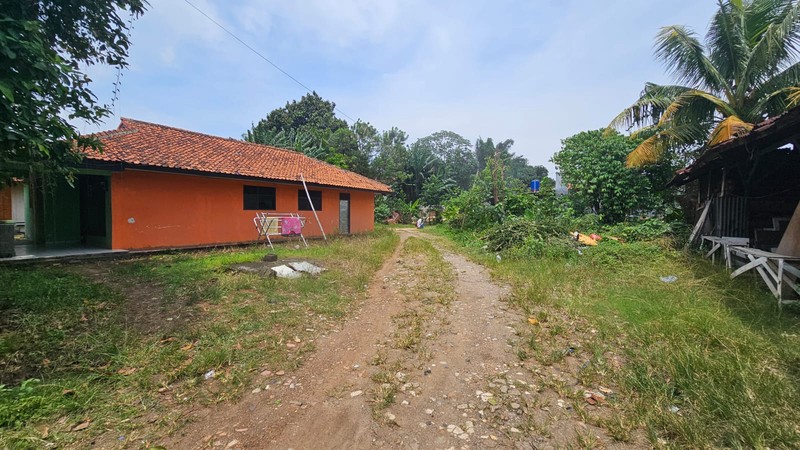 Sawangan Raya pancoran mas luas tanah 6143 area komersial