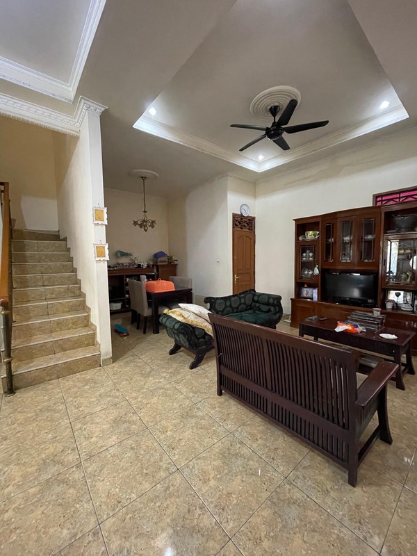 Best Price. Rumah luas Kencana Loka, BSD