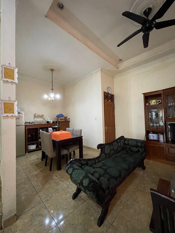 Best Price. Rumah luas Kencana Loka, BSD