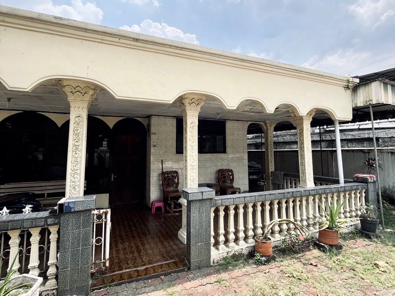 Rumah clasic keramat jati