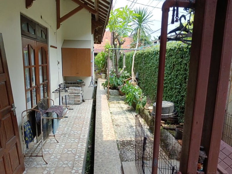 Dijual Rumah 2 Lantai Akses 2 Jalan dan Akses Jalan 2 Mobil di Area Pancoran Duren Tiga