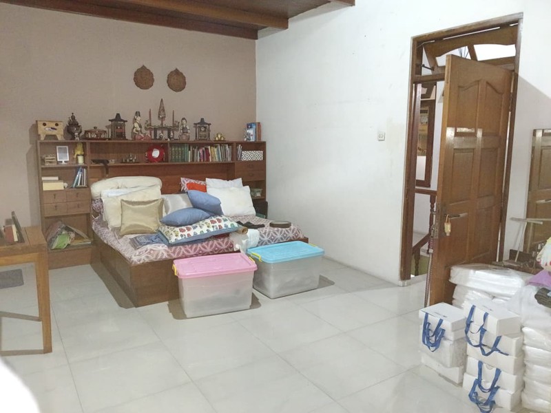 Dijual Rumah Siap Huni di Jalan Mampang Prapatan Duren Tiga