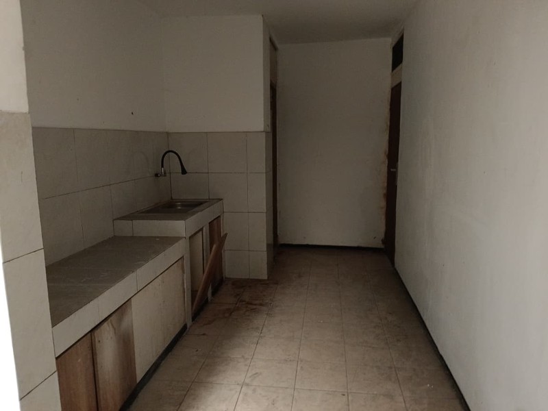 Dijual Cepat Rumah Samping Jalan Raya Cocok Untuk Pengusaha di Kawasan Pancoran