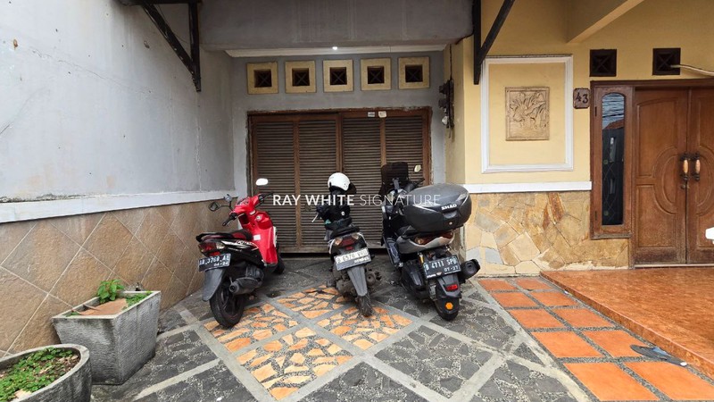 Dijual Rumah Kos di Jl Muria 45 Dekat Kuningan