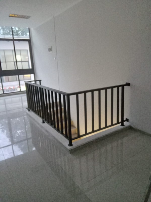 Ruko Siap Pakai, Kawasan Ramai dan Strategis @Ruko Fresh Market, Bintaro.