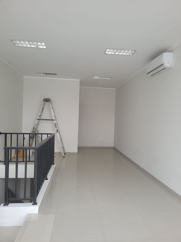 Ruko Siap Pakai, Kawasan Ramai dan Strategis @Ruko Fresh Market, Bintaro.