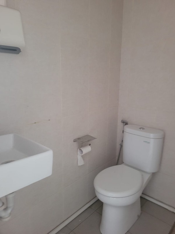 Ruko Siap Pakai, Kawasan Ramai dan Strategis @Ruko Fresh Market, Bintaro.