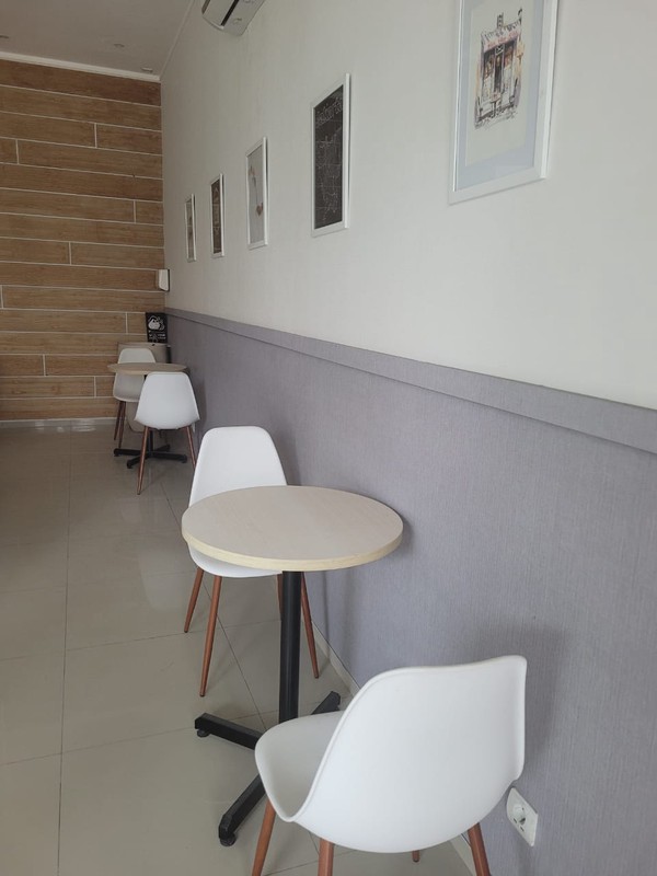 Ruko Siap Pakai, Kawasan Ramai dan Strategis @Ruko Fresh Market, Bintaro.