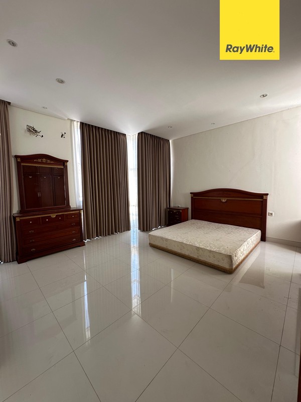 Dijual Rumah Siap Huni Di Grand Pakuwon Cluster North Victoria Surabaya