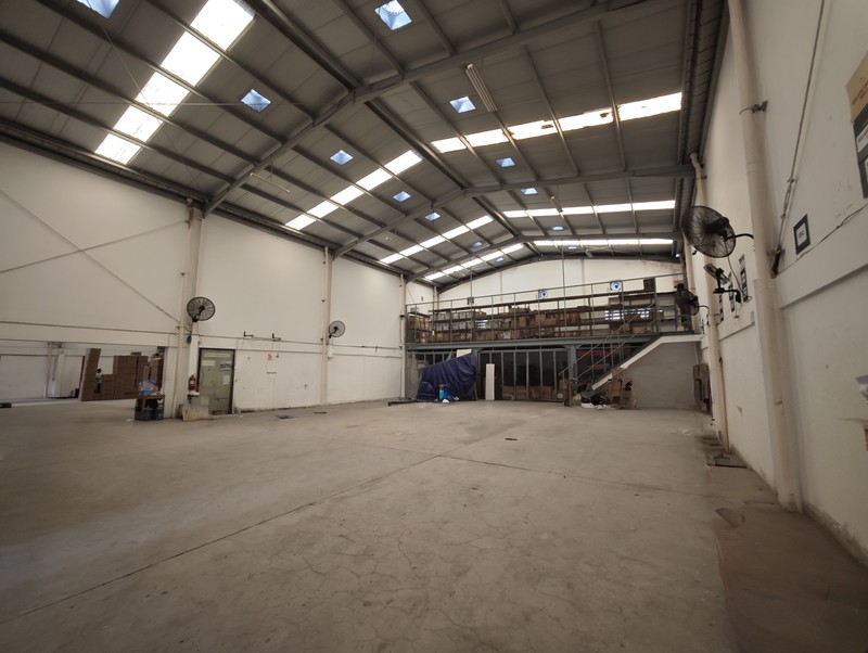 Gudang strategis dekat Bandara Soekarno Hatta, di Aeropolis Techno Park