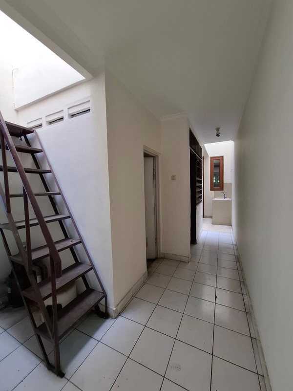 Rumah Bagus Di Jl Melati Lestari, Lebak Lestari Lebak Bulus Jakarta Selatan