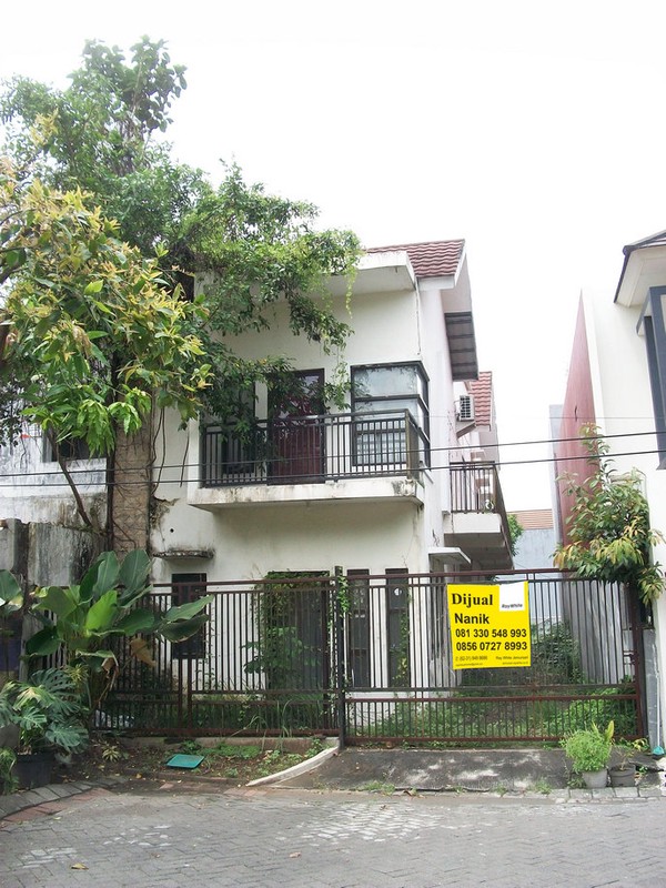 Rumah di Pantai Mentari Cluster Heaven Surabaya Timur, 2 lantai, Minimalis