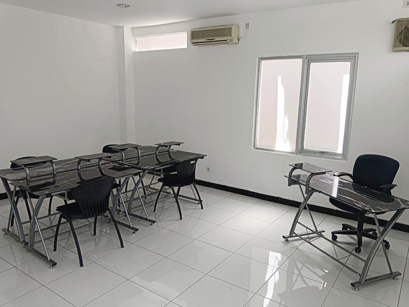 Dijual Putat Office Building  dengan 48 Ruang Usaha Putat Surabaya