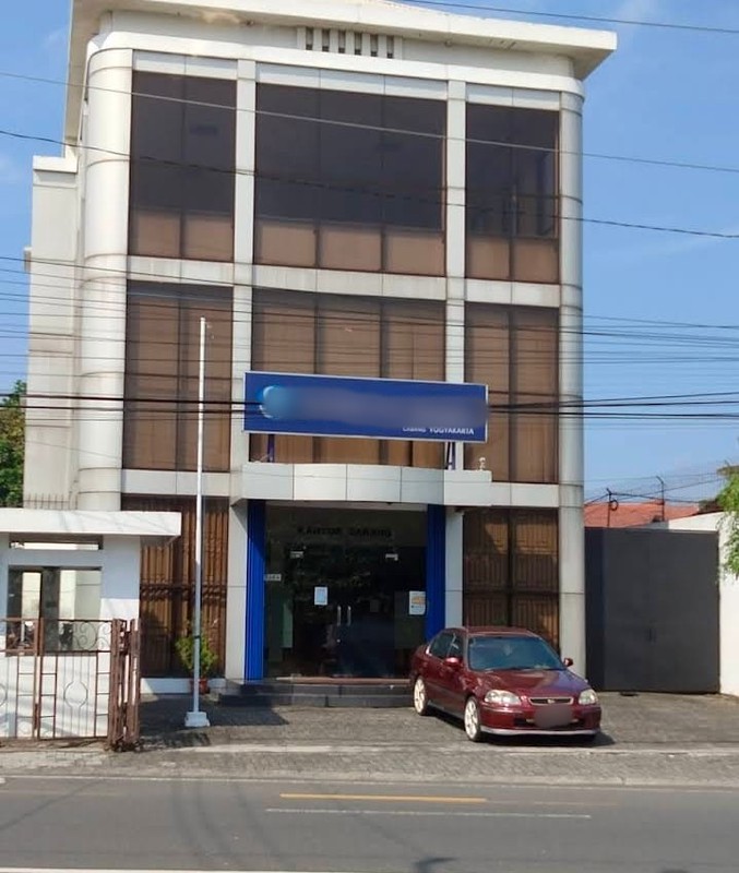 Investasi Gedung Strategis 3 Lantai Di Pusat Kota Tegalrejo, Yogyakarta