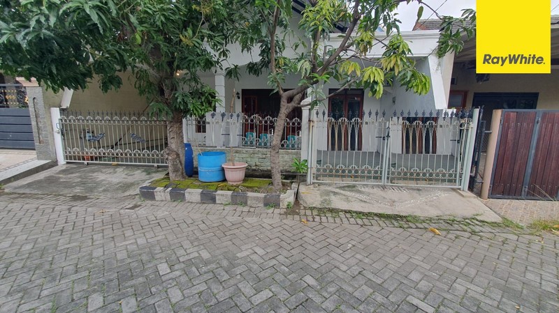 Dijual Rumah 2 lantai di Jl Rungkut Barata Surabaya