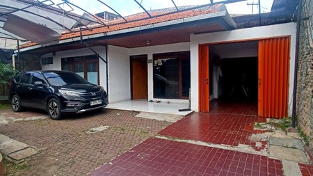 Disewa Rumah Tua Terawat Lokasi Di Jl, Kalibata Tengah, Mampang, Jakarta Selatan