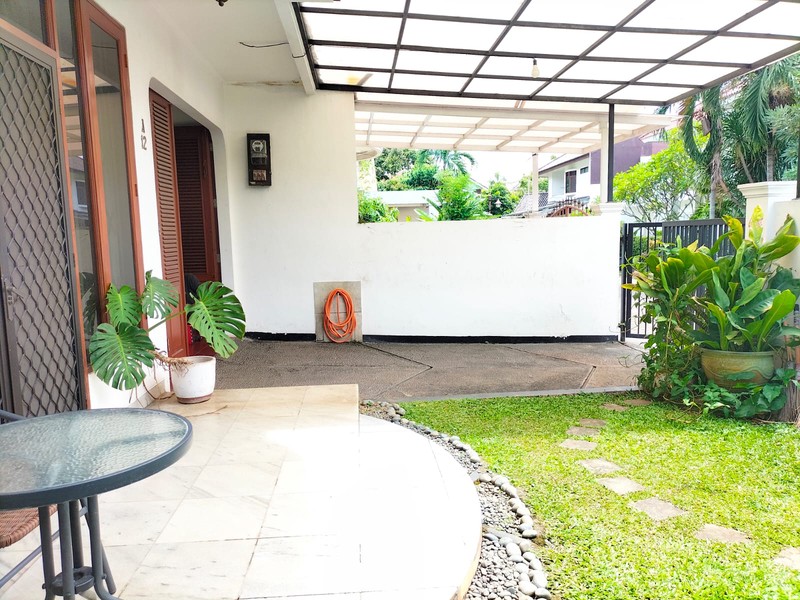 [DISEWA] Rumah 2 Lantai Siap Huni dengan KT 5+1 dan KM 3+1 Hunian Nyaman dan Asri @Rempoa