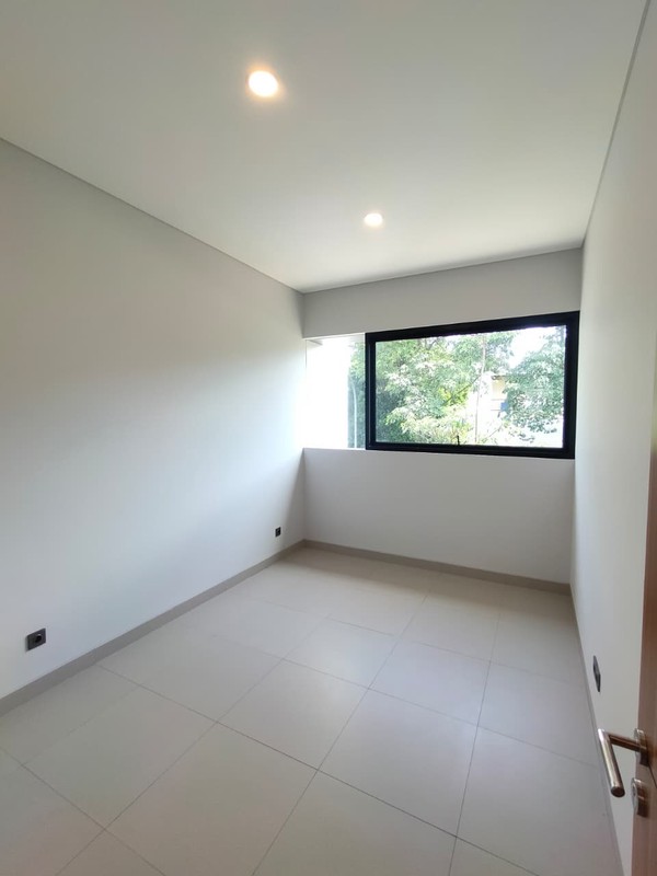 Rumah BRAND NEW di THE GREEN BSD City, Dekat Tol dan Stasiun