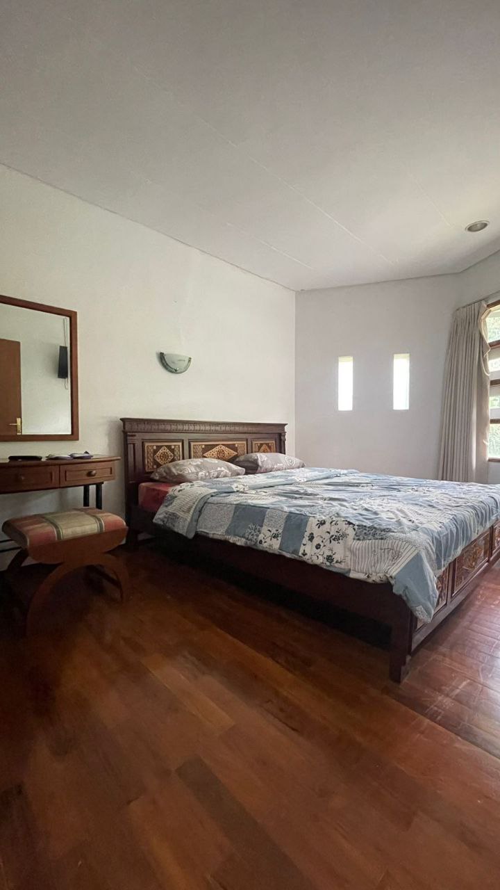 Jual Villa Hook Asri Club Bunga Batu Malang Full Furnished