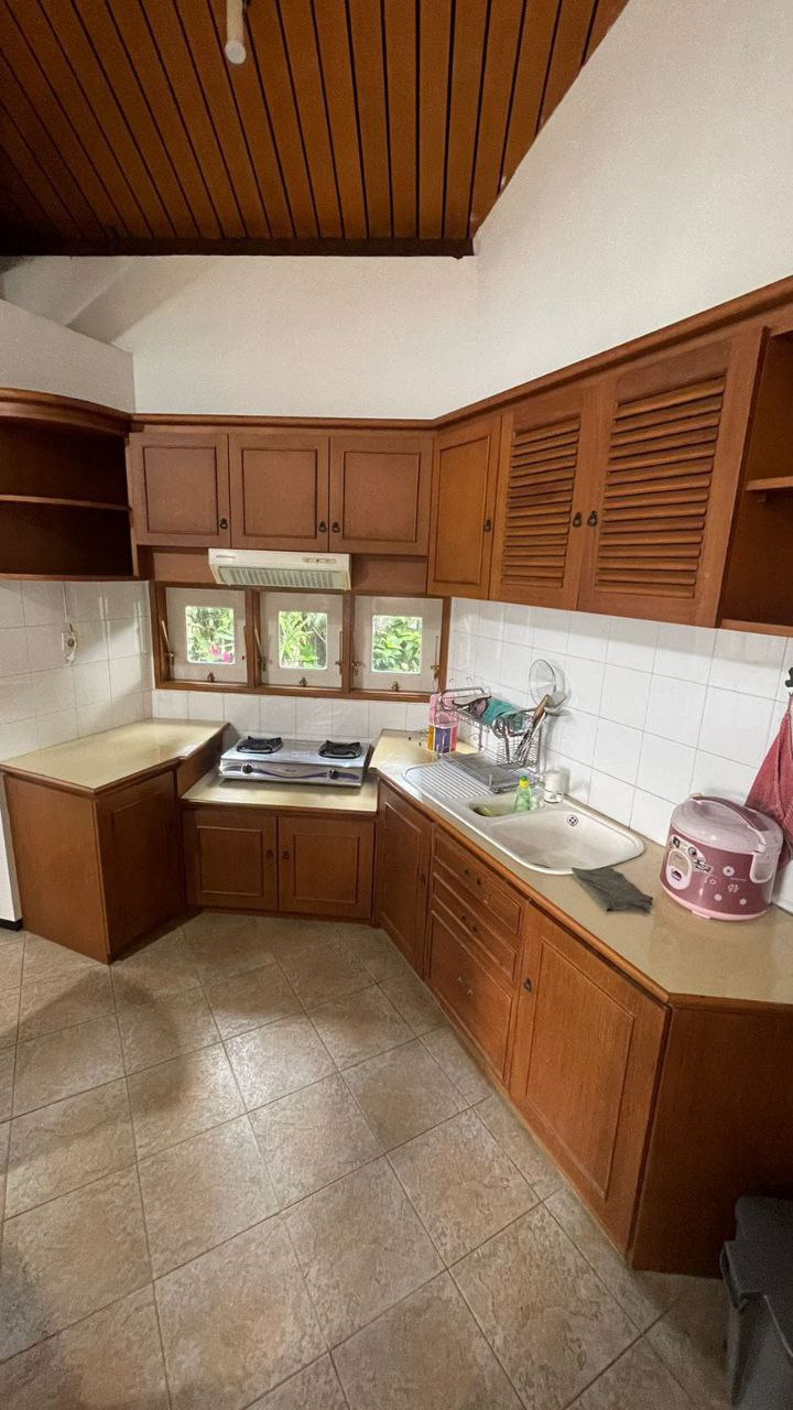 Jual Villa Hook Asri Club Bunga Batu Malang Full Furnished