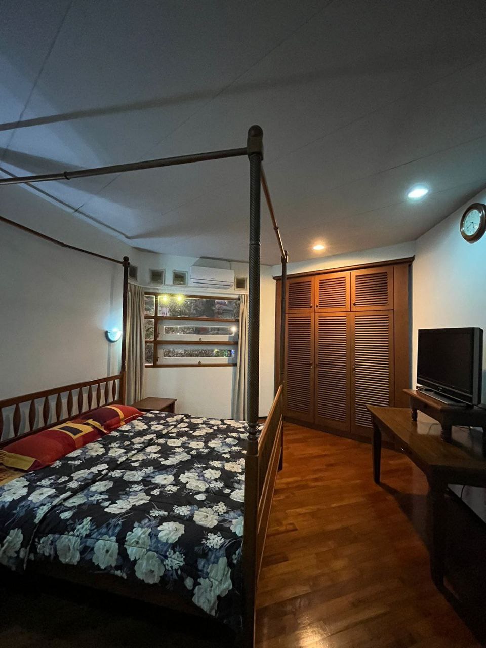 Jual Villa Hook Asri Club Bunga Batu Malang Full Furnished