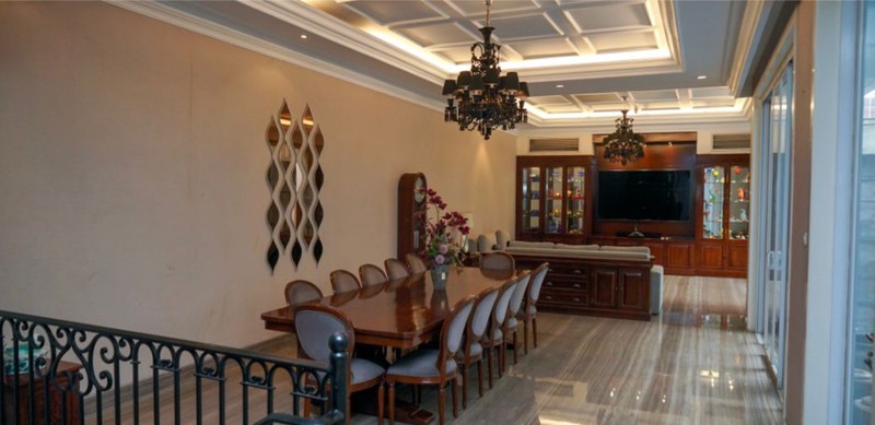 Rumah American Style 3 Lantai di Kebayoran Baru Full Furnished & Lift