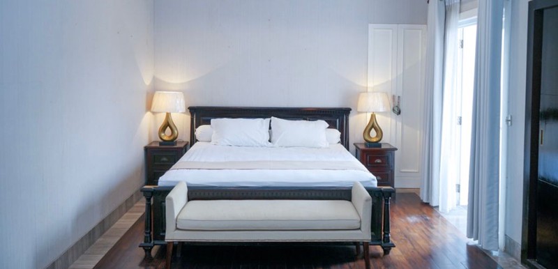 Rumah American Style 3 Lantai di Kebayoran Baru Full Furnished & Lift