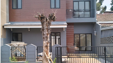 Rumah 2 Lantai dinusaloka Siap Huni