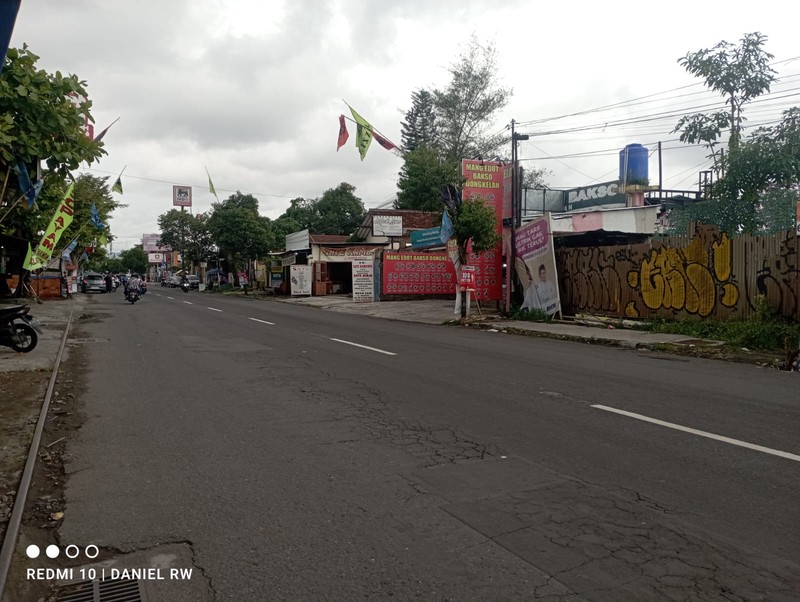 Tanah dan Bangunan Lokasi Strategis di Jalan Bantul Yogyakarta 