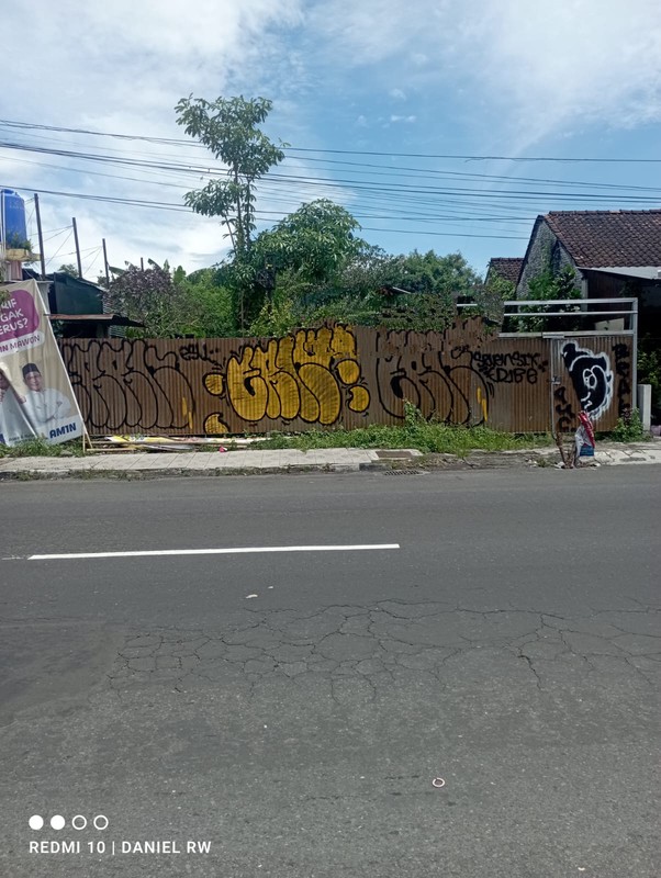 Tanah dan Bangunan Lokasi Strategis di Jalan Bantul Yogyakarta 