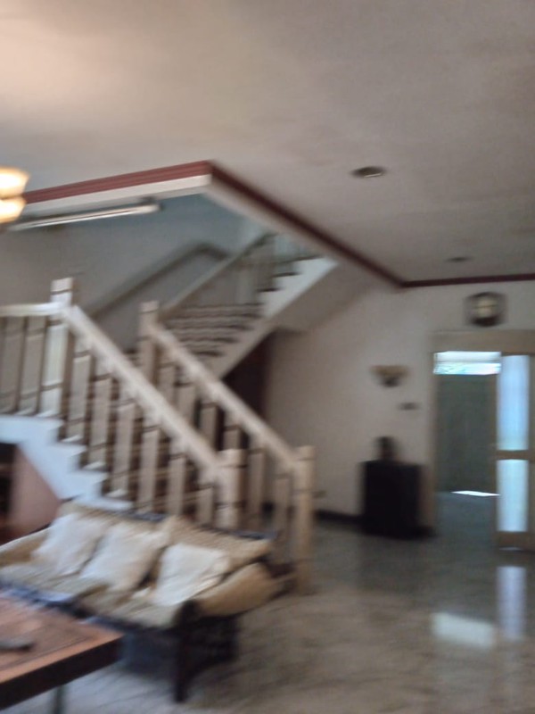 Dijual Rumah siap huni, Strategis, Luas dan Bebas Banjir di Cipunegara Cideng Jakarta Pusat