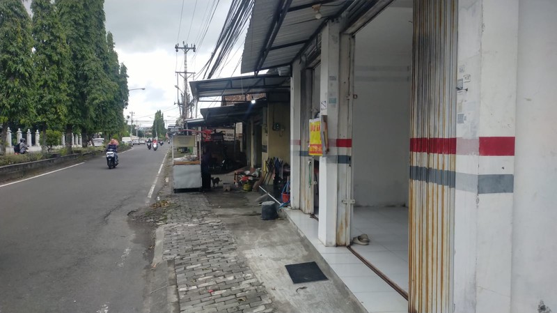 Disewakan Ruang Usaha 1 Lantai Premium, Hanya Selangkah Dari Stadion Maguwoharjo, Sleman.